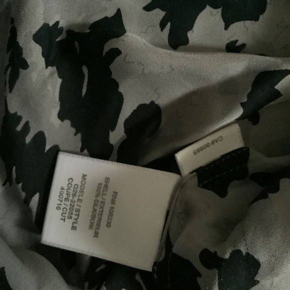 Joie 100% silk v neck blouse - Picture 2 of 6